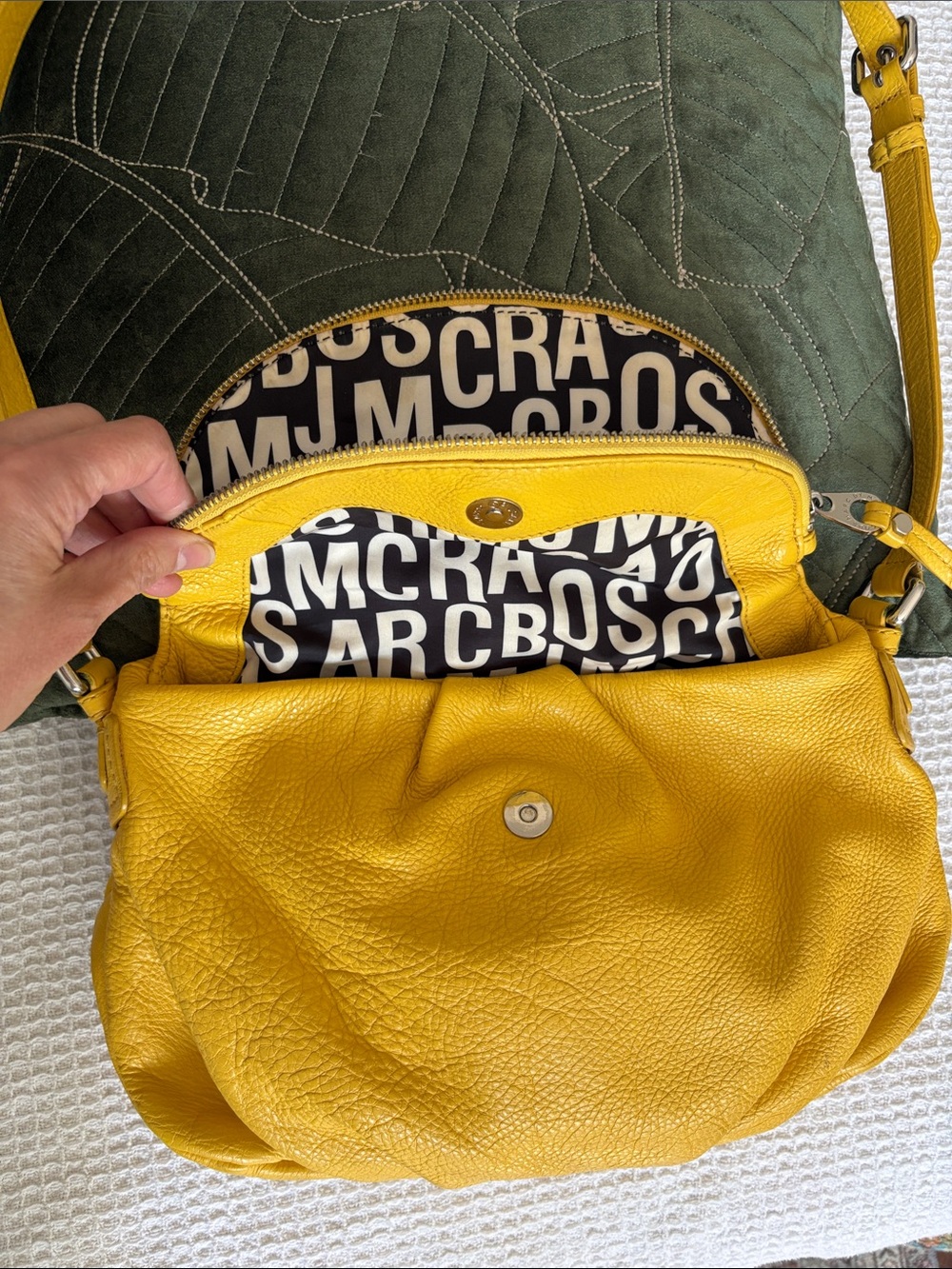 Marc by Marc Jacobs Yellow Pebbled Leather Shoulder Bag with Logo Interior - Picture 6 of 8